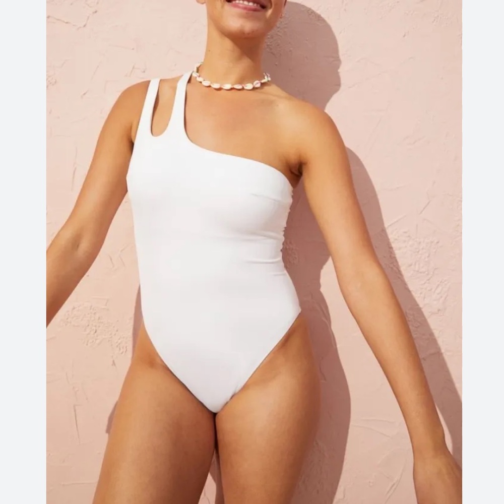 H&M Women's White One Piece Swimsuit